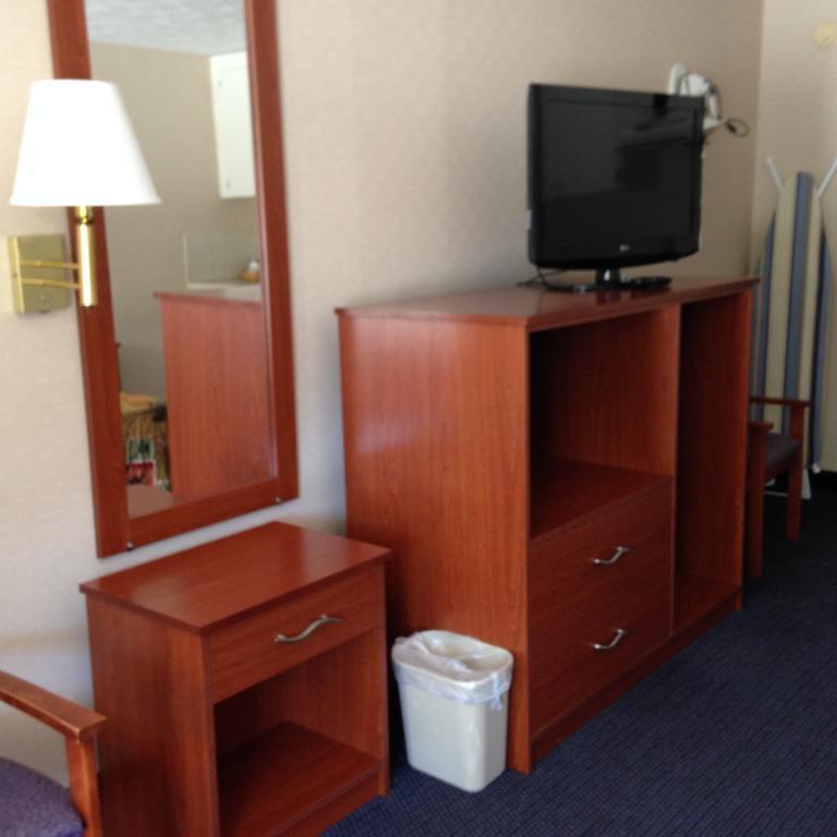 Knights Inn Elizabethtown Δωμάτιο φωτογραφία