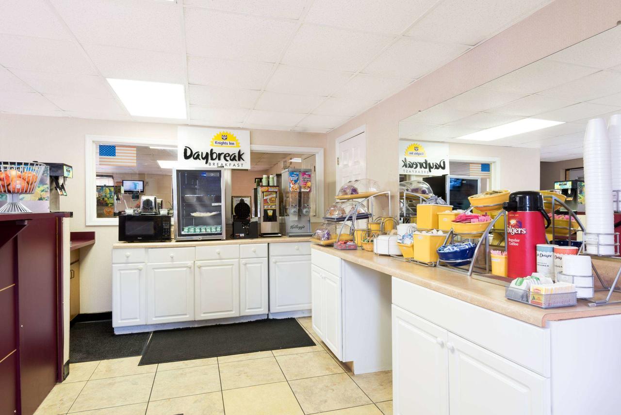 Knights Inn Elizabethtown Εξωτερικό φωτογραφία