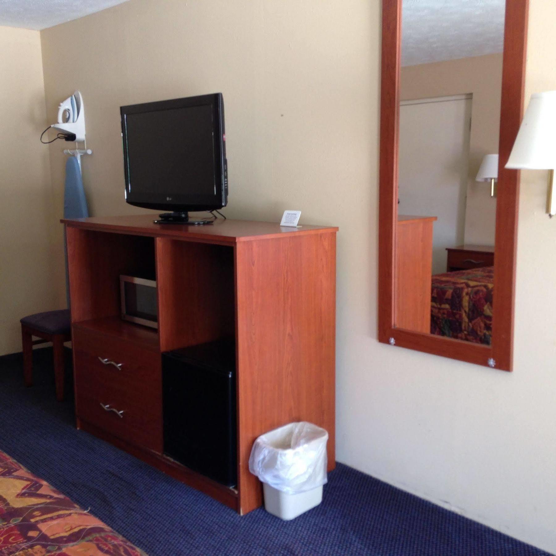 Knights Inn Elizabethtown Εξωτερικό φωτογραφία