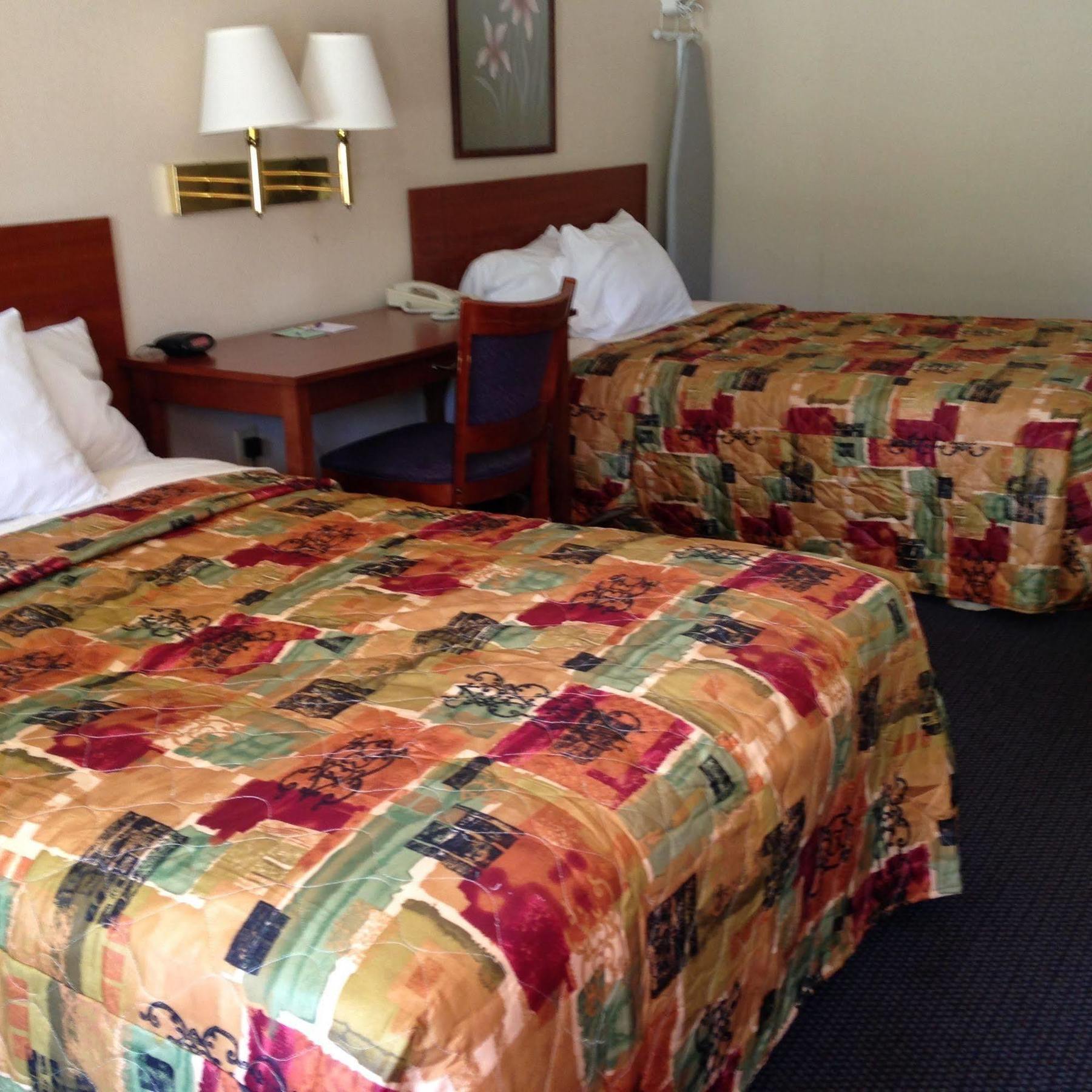 Knights Inn Elizabethtown Εξωτερικό φωτογραφία