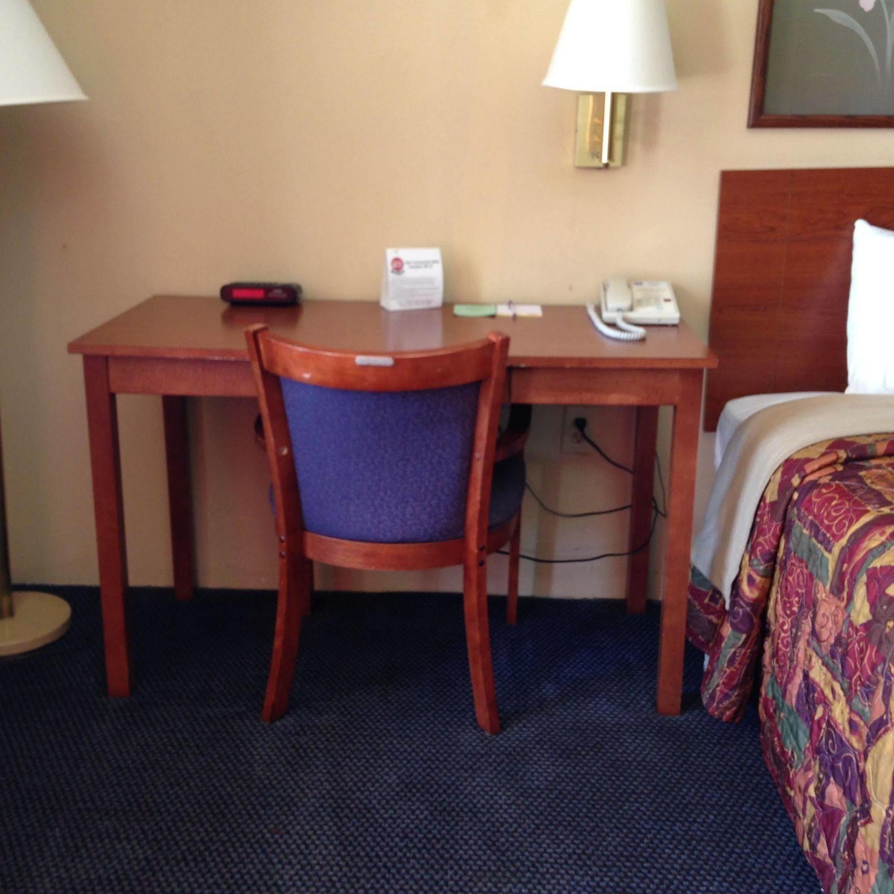 Knights Inn Elizabethtown Εξωτερικό φωτογραφία
